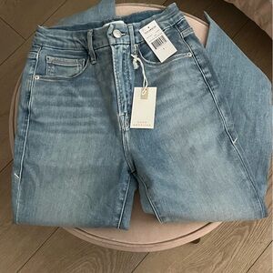 Good American Sky Blue Jeans